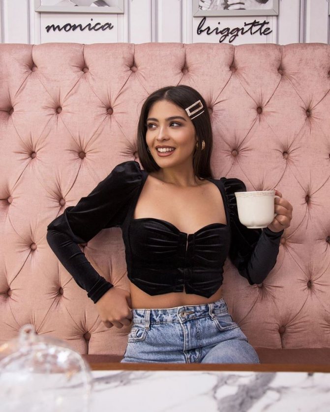 Актуальные блузочки 2021-2022 – новые модели и фасоны этого сезона