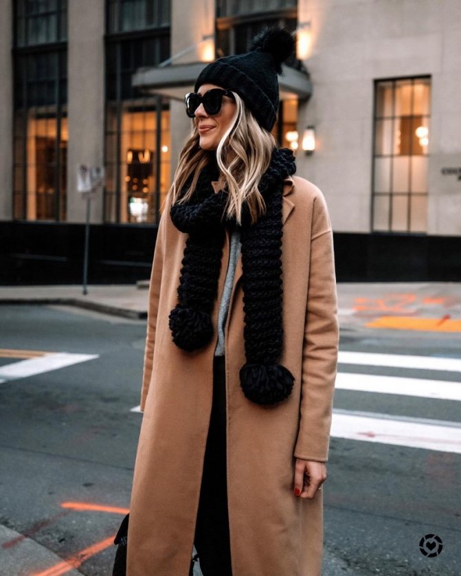 Головные уборы 2021-2022: трендовые новинки холодного сезона