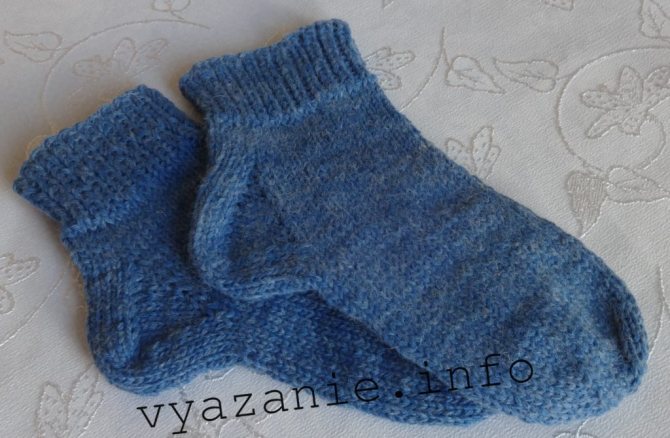 как связать носки спицами