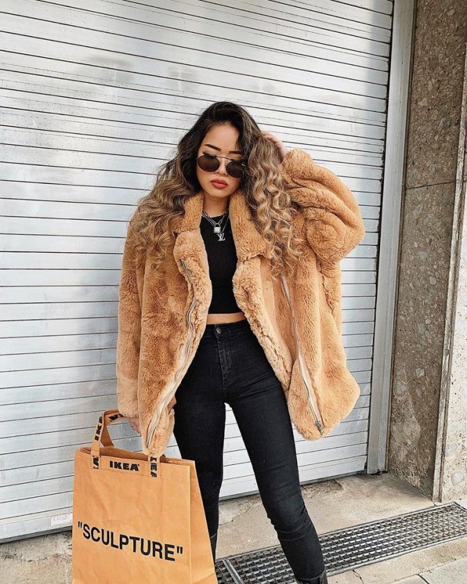 Модные шубы в сезоне 2021-2022: стильные новинки и роскошные фасоны меховых изделий