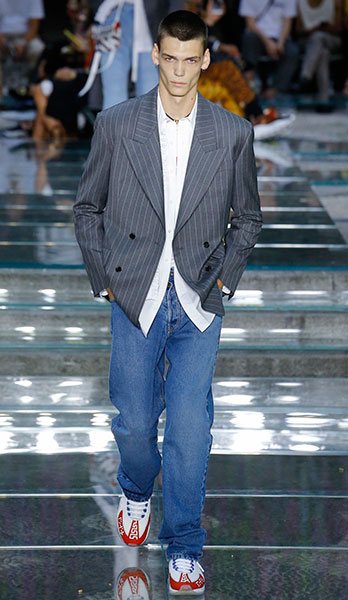 Образ с «папиными джинсами»