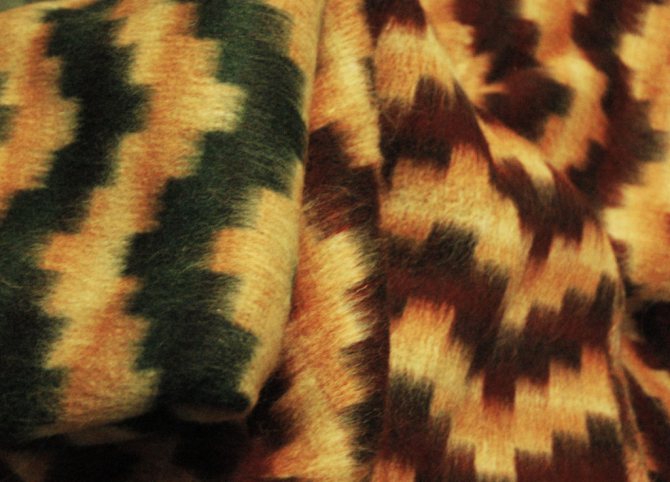 покрывало из ткани нитрон