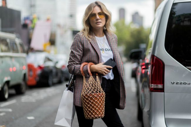 С чем носить пиджак в клетку в 2020 году фото 1